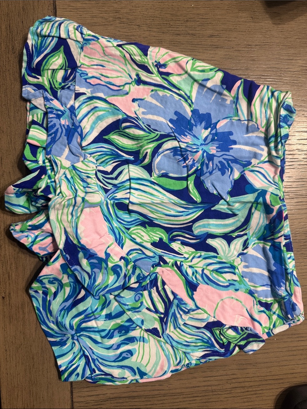 Lilly Pulitzer floral skort with zipper side